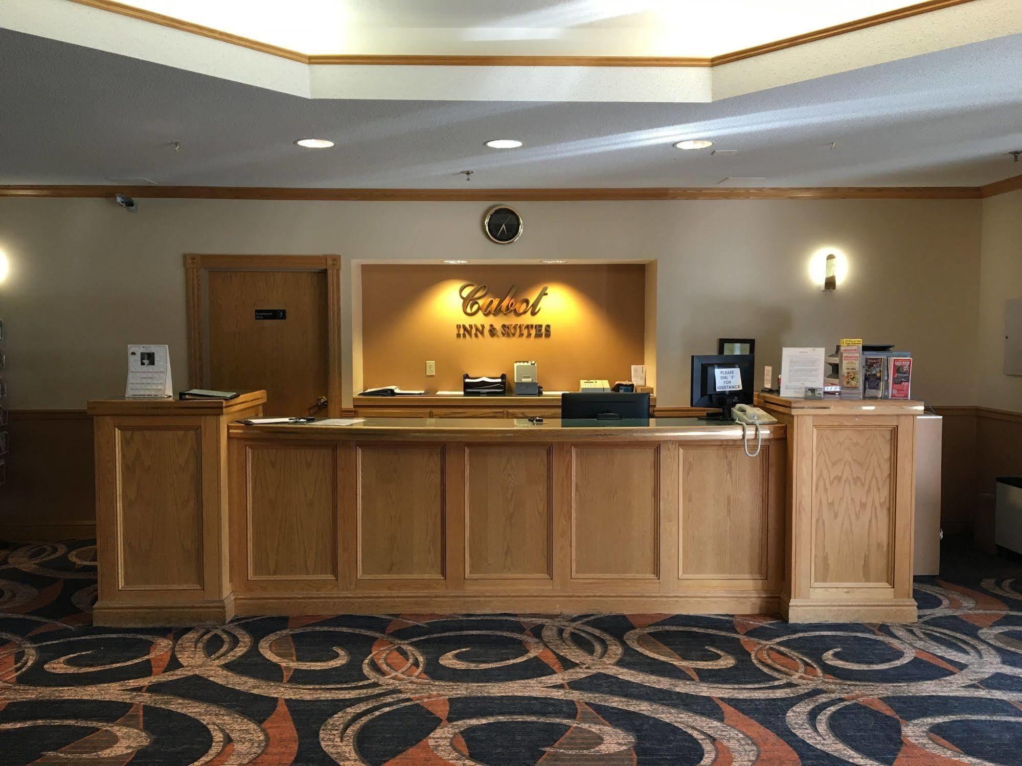 Cabot Inn & Suites Lancaster Zewnętrze zdjęcie